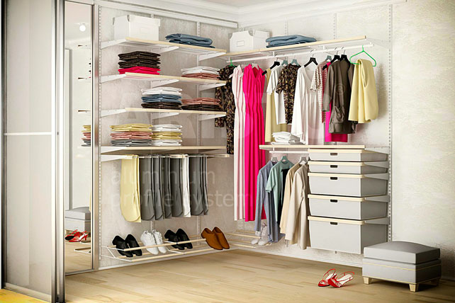 Как выбрать идеальный шкаф для гардеробной комнаты